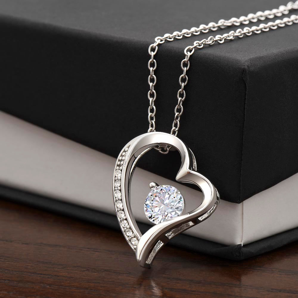 To My Amazing Mom - Heart Necklace Gift - Marathi