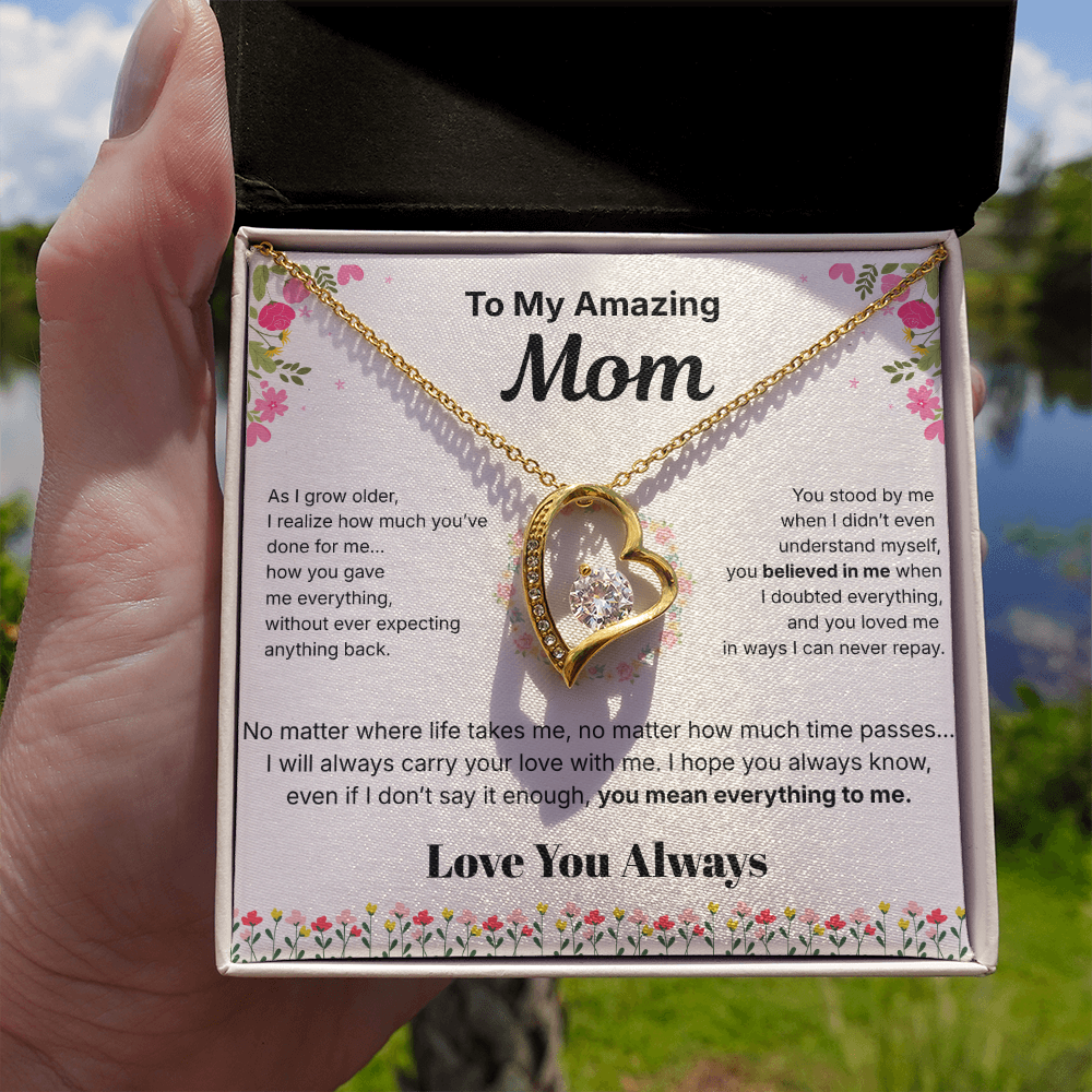 To My Amazing Mom - Heart Necklace Gift - English.